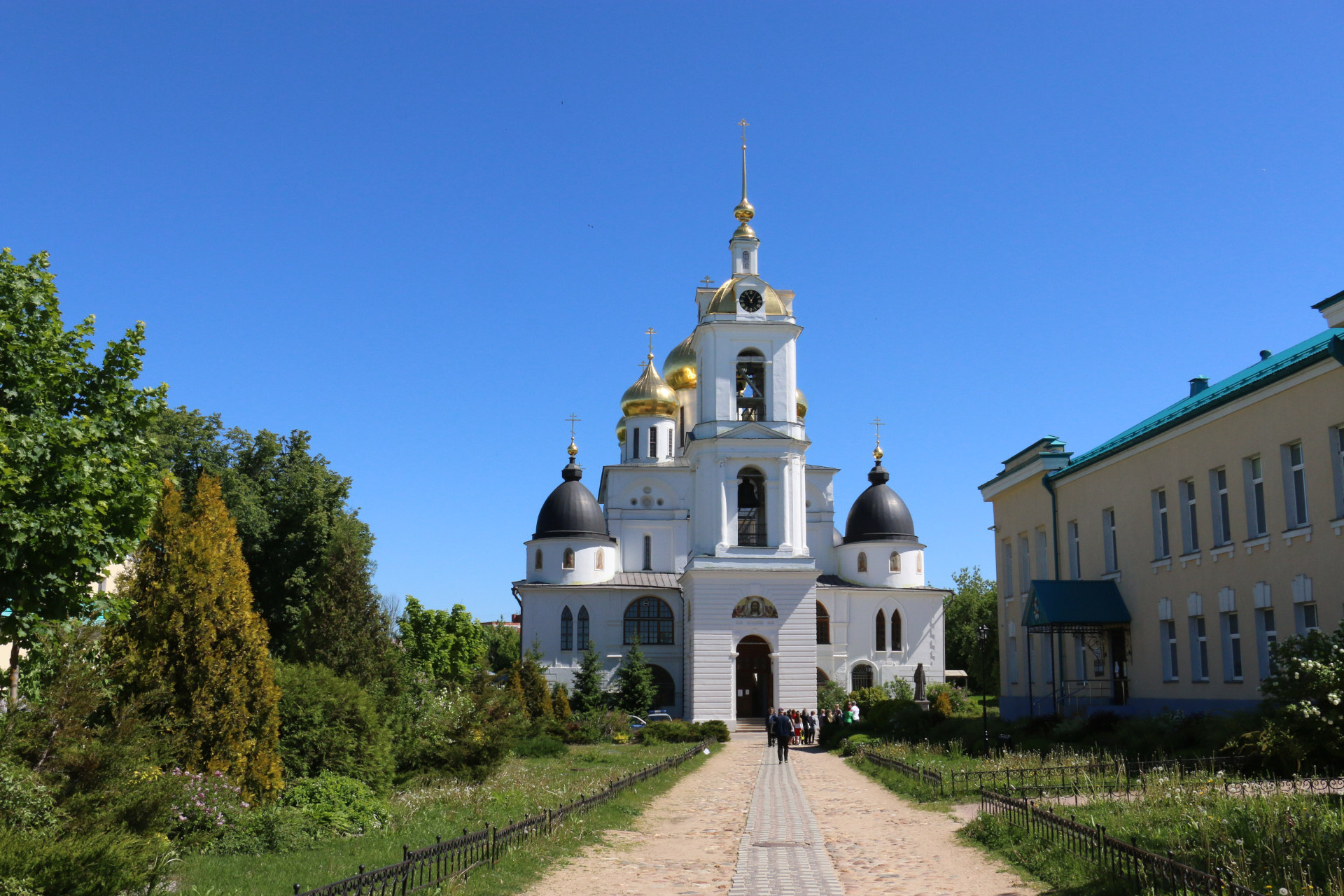 Древний город Дмитров: экскурсия-прогулка за один день. Московская область,  куда можно поехать с детьми | Хаус-ТВ